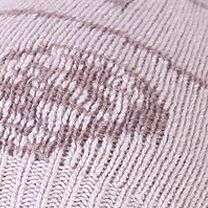 Сърце бежов