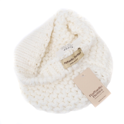 Women's knitted hat Raffaello Bettini RB 012 / 1320M
