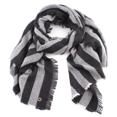 Дамски зимен шал Granadilla JG5349, Черен/Сребрист