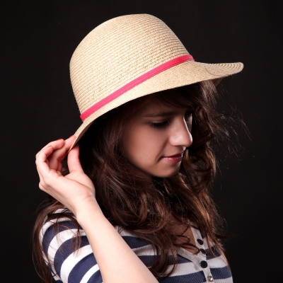 hat FM 7077