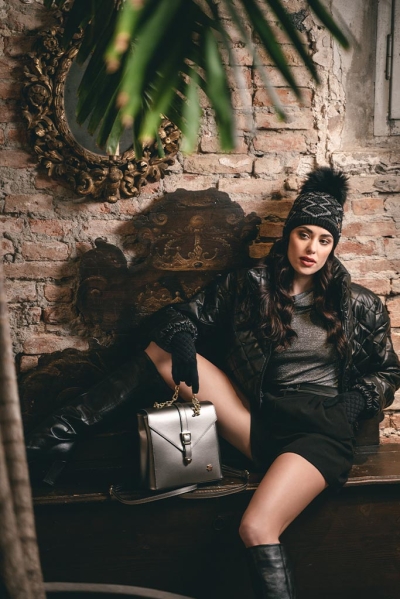 Ladies' Knitted Wool Hat JG5774, Black