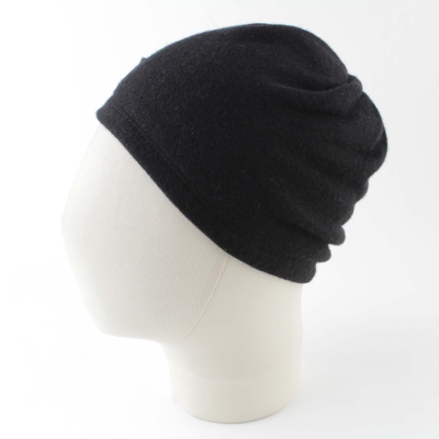 Дамска плетена шапка HatYou CP2104, Черен/Златист