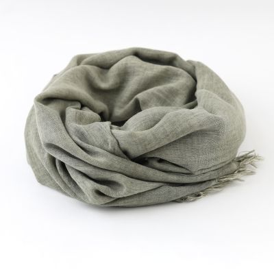 Голям шал от вискоза и полиамид Pulcra, 90x190 см | Маслинено-зелен  меланж